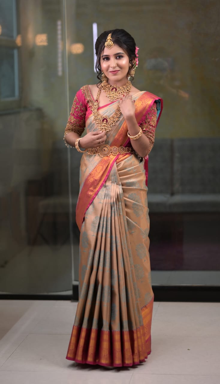 ANAMIKA BEAUTY PARLOUR KIZHISSERI